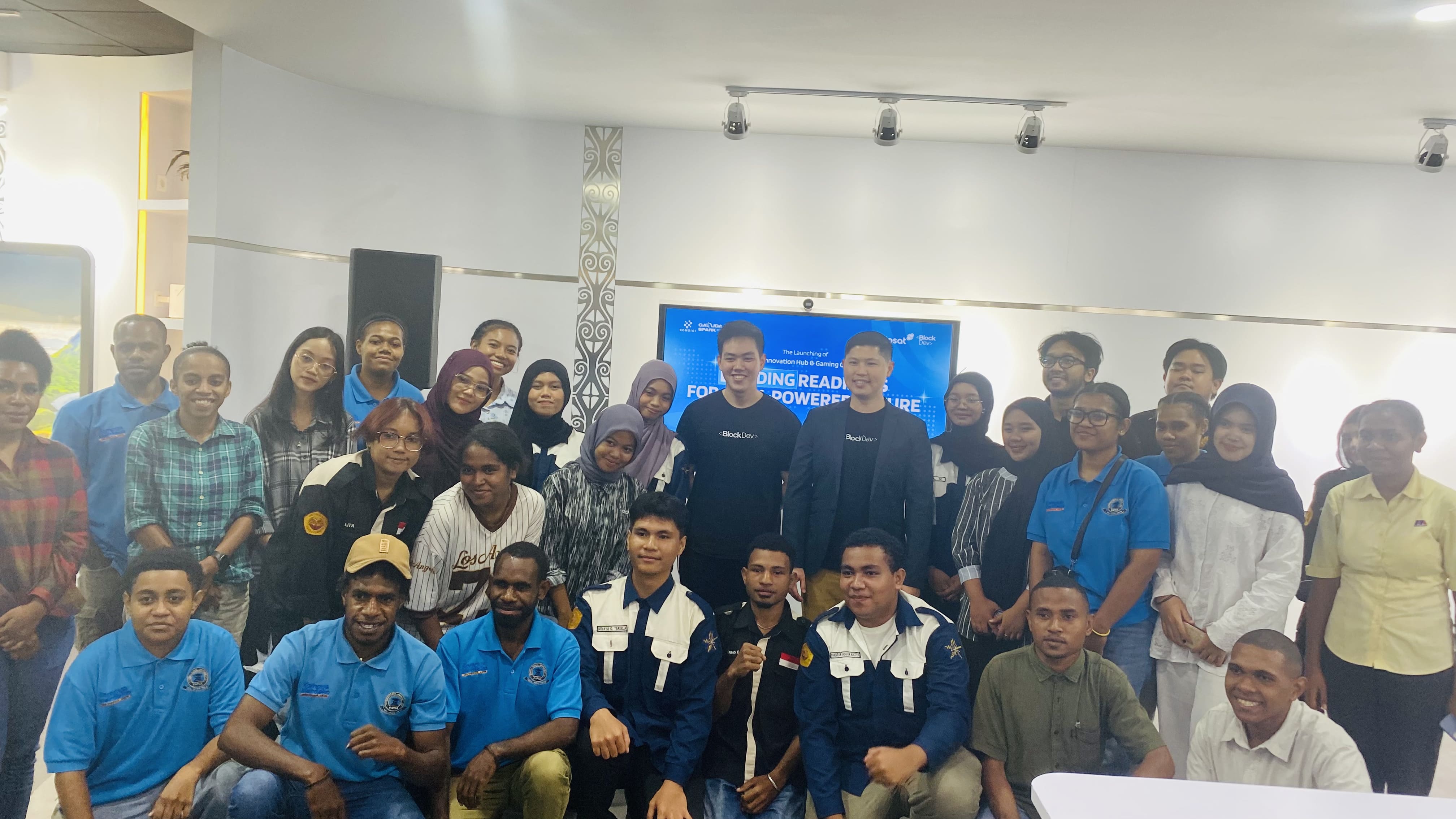 Mahasiswa Sistem Informasi Uncen Hadiri Peluncuran Indosat Game Center dan Garuda Spark Innovation Hub Jayapura JAYAPURA.